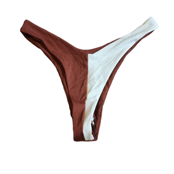 SHEIN Ultra High Cut Color Block Bikini Bottoms - Picture 1 of 4
